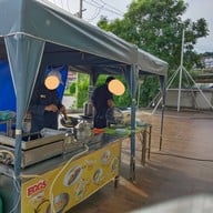 โรงแรมโฟทูซีเดอะชิคโฮเต็ล