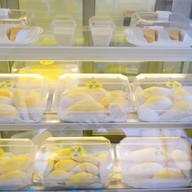 Durianism Cafe คาเฟ่ทุเรียน ศรีราชา