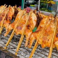 ไก่ย่างวิเชียรบุรีต้นโพธิ์( หน้าCJ )