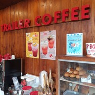 บรรยากาศ Trailer Coffee Suriwong Book Center