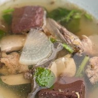 เจ้มาศต้มเลือดหมู โจ๊ก ข้าวต้มปลาตลาดสิงห์บุรี