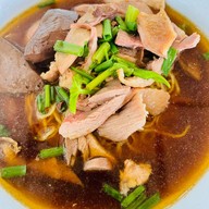 แม่อุไร ข้าวหน้าเป็ด