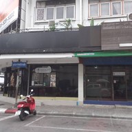 หน้าร้าน The Black Dragon Thailand สาขา โลตัสบางปู