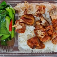 เมนูของร้าน ร้านแดดดีหมูแดดเดียว by โกหวัด สาขา1 เซเว่น ตลาดไข่ทอง