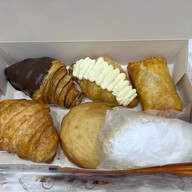 BUN เซ็นทรัล รัตนาธิเบศร์