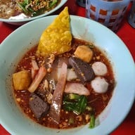 เมนูของร้าน ก๋วยเตี๋ยวหมู ป้าทุเรียน สาขา 2 ถนนมิตรภาพ