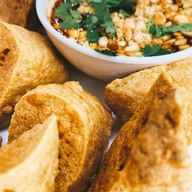 เมนูของร้าน บะหมี่มังกรคู่ หมู่บ้านเสรี 1