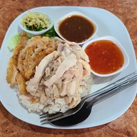 ข้าวมันไก่มุกดา-อุบลสแควร์ อุบลสแควร์