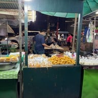ปาท่องโก๋โบราณ-น้ำเต้าหู้ตลาดเจ้าพรหม
