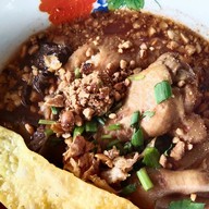 ข้าวแกงหลังสวน+หมูปิ้งข้าวเหนียว