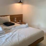 ชานทะเลโฮเทล เกาะเต่า