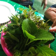 ร้านไผ่ลาบเป็ด