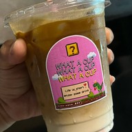 เมนูของร้าน what a cup พึ่งมี40 ให้ยืม60จะครบ100