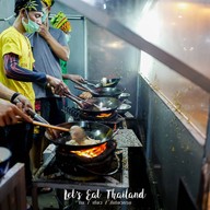 หลีเฮง คั่วไก่ เสาชิงช้า ถ.กัลปพฤกษ์