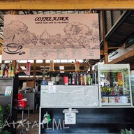 หน้าร้าน Coffee River JJ.home