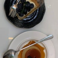 เมนูของร้าน ROÔF Cafe -