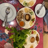 ยวน Thai-esarn Vietnamese