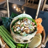 แซ่บไฮน์ Zaab High (พัทยาใต้)