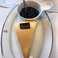 Knightsbridge สยามพารากอน