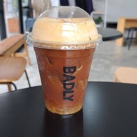 BADLY COFFEE สะพานเจษฎาบดินทร์