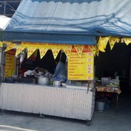 ร้านผัดไทยป้าแอ๋ว 1