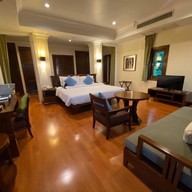 คาทิลิยาเมาท์เทนรีสอร์ทแอนด์สปา