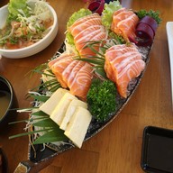 เมนูของร้าน Takeshi Gold โคราช