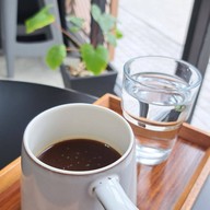 BADLY COFFEE สะพานเจษฎาบดินทร์