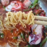 ก๋วยเตี๋ยวหมึกไข่ ซอยหลังวัดต้นสน