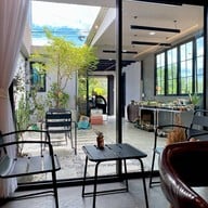 ROCKET TO THE MOON