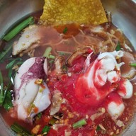 ก๋วยเตี๋ยวหมึกไข่ ซอยหลังวัดต้นสน