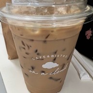 ON A CLOUD COFFEE & CROISSANT(วันนี้เปิดปกตินะคะ) Charoen Nakhon