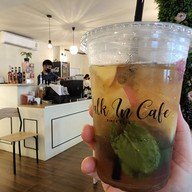Walk In Cafe