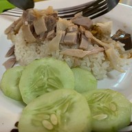 เมนูของร้าน นครปฐมโภชนา