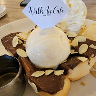 Walk In Cafe