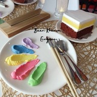 บ้านขนมอิงอุ่น