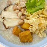 โจ๊กสามย่าน แคราย (ปากซอยงามวงศ์วาน 4) - ข้าวมันไก่ ต้มเลือดหมู แคราย (ปากซอยงามวงศ์วาน4)