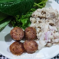 เมนูของร้าน ร้านแม่ติ๋ว ปลาแนม-ไส้กรอก ตลาด บอง มาร์เช่