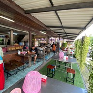 ก๋วยเตี๋ยวไก่หน้าเมือง