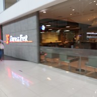 หน้าร้าน Fitness First Seacon Square