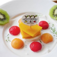เมนูของร้าน Fruiturday นิมมานเหมินท์