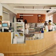 Sunny Flavour Cafe ประดิพัทธ์17