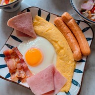 ครัวอะโกว์ ข้าวต้มกุ๊ย - หัวลำโพง