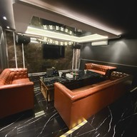 Top House Bangkok KTV