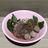 มุกดา หมูกะทะย่างเนย ตลาดไนท์ขามทะเลสอ