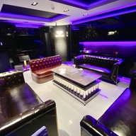 Top House Bangkok KTV