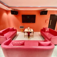 Top House Bangkok KTV