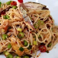 ส้มตำยำแซ่บดีญ่า