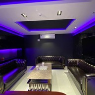 Top House Bangkok KTV