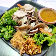 ร้านข้าวต้มปลาอวนลอยสาขาไร่กล้วย ไร่กล้วย